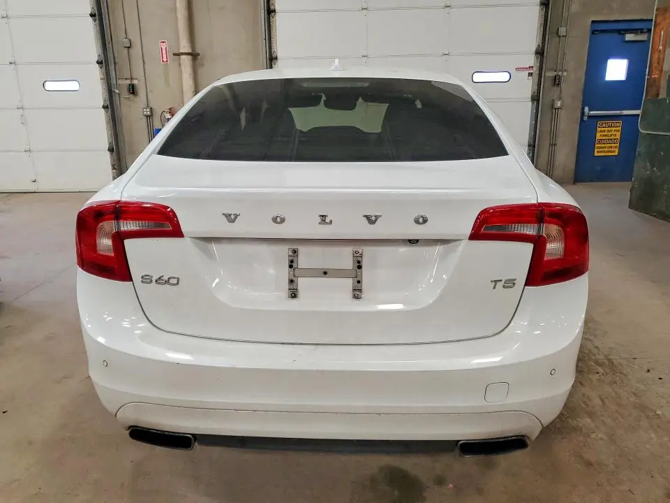 2016 VOLVO S60 PREMIER  