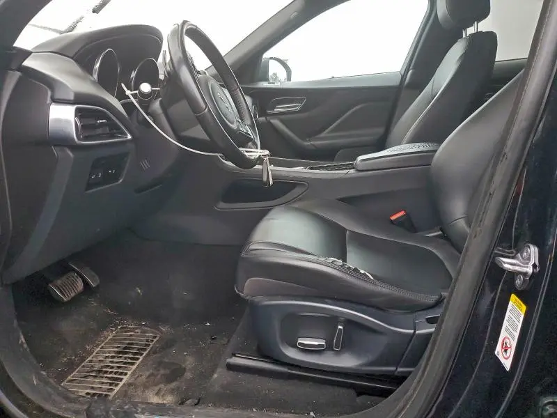 2019 JAGUAR F-PACE PREMIUM  