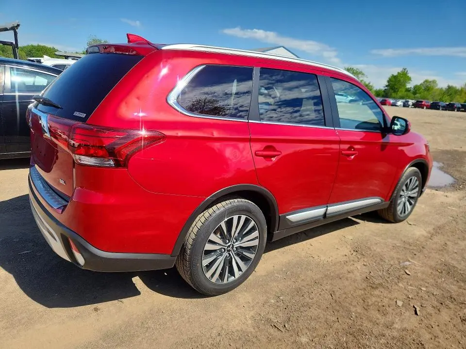 2020 MITSUBISHI OUTLANDER SE  
