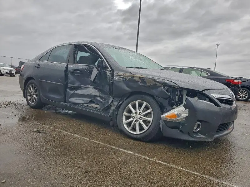 2011 TOYOTA CAMRY HYBRID  