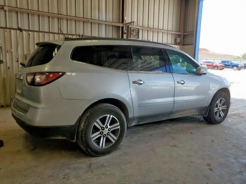 2017 CHEVROLET TRAVERSE LT  