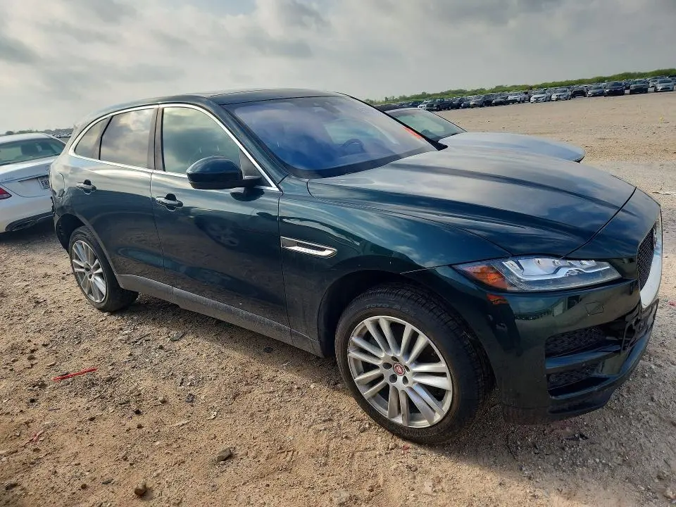 2017 JAGUAR F-PACE PRESTIGE  