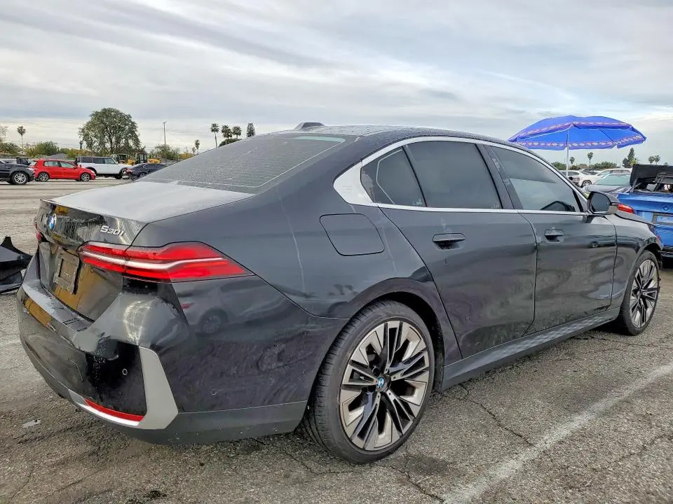 2024 BMW 530 I  