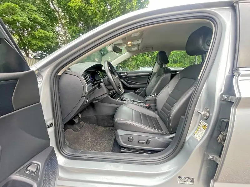 2022 VOLKSWAGEN JETTA SE  