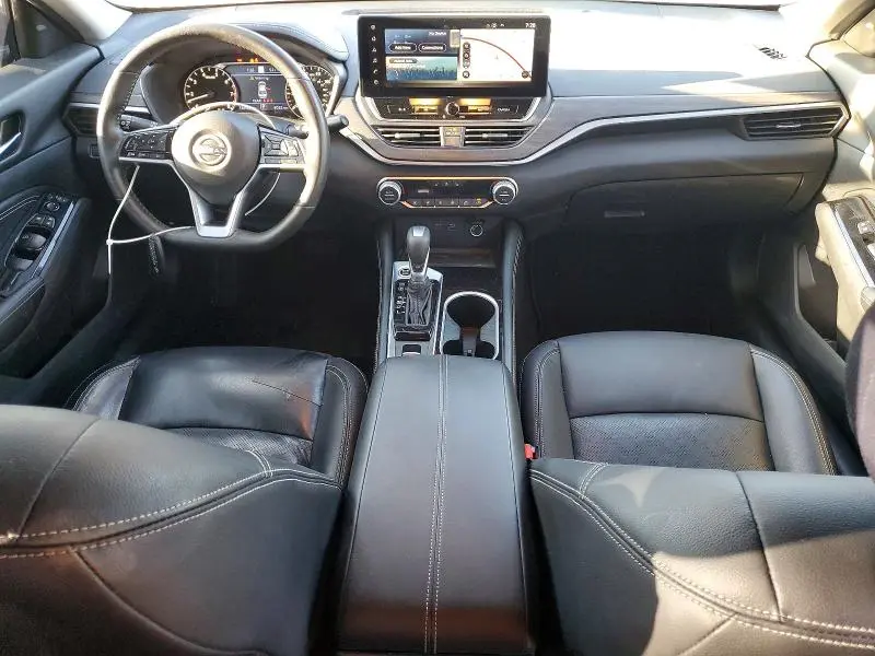 2023 NISSAN ALTIMA SL  