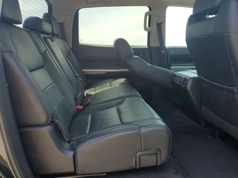 2016 TOYOTA TUNDRA   