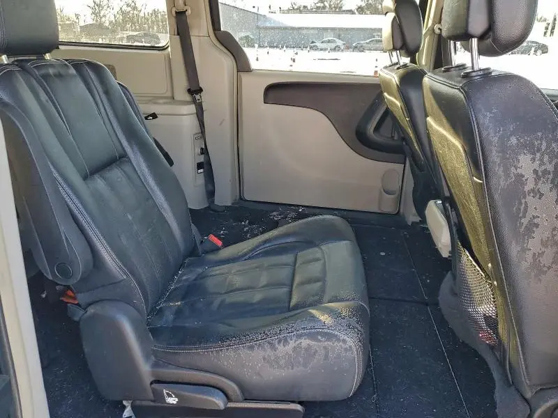 2012 CHRYSLER TOWN & COUNTRY TOURING  