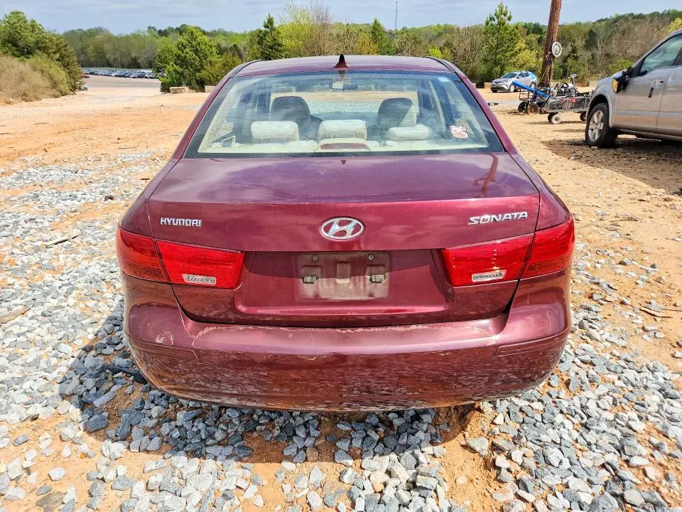 2010 HYUNDAI SONATA GLS  