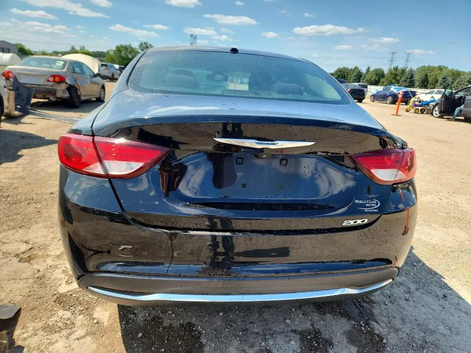 2015 CHRYSLER 200 LIMITED  