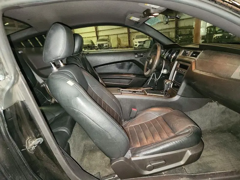 2011 FORD MUSTANG   