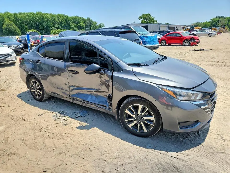 2025 NISSAN VERSA S  