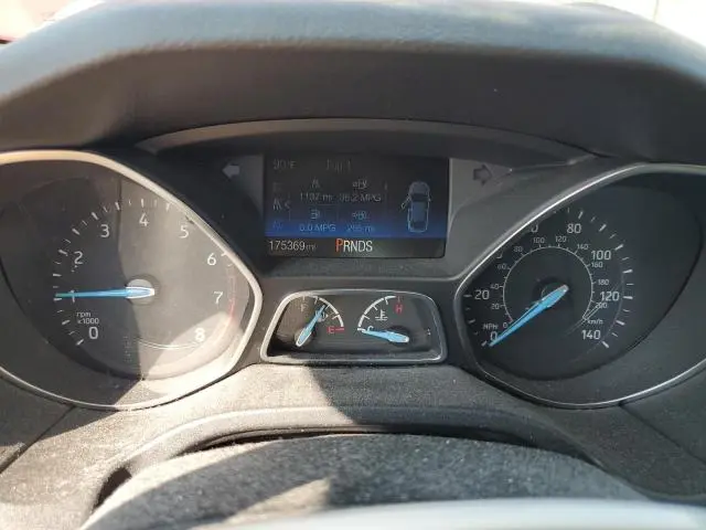 2017 FORD FOCUS SE  