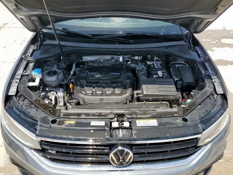 2023 VOLKSWAGEN TIGUAN SE R-LINE BLACK  