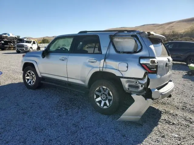 2023 TOYOTA 4RUNNER SE  