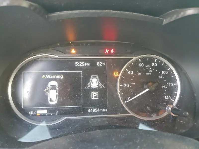 2020 NISSAN VERSA SV  