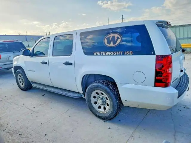 2010 CHEVROLET SUBURBAN C1500 LS  