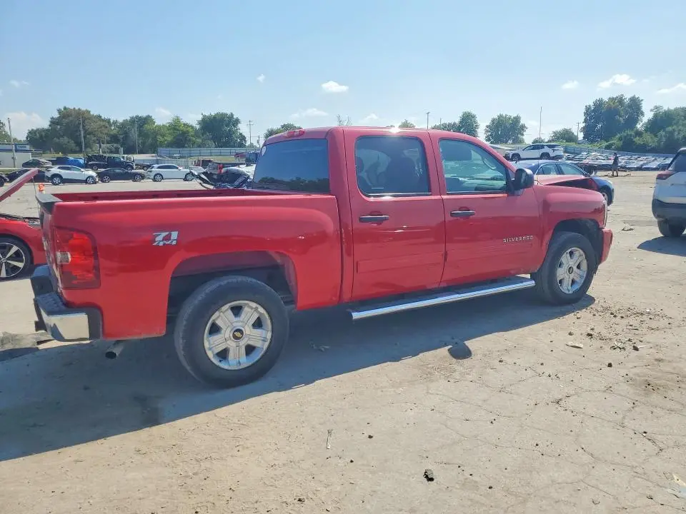 2011 CHEVROLET SILVERADO K1500 LT  