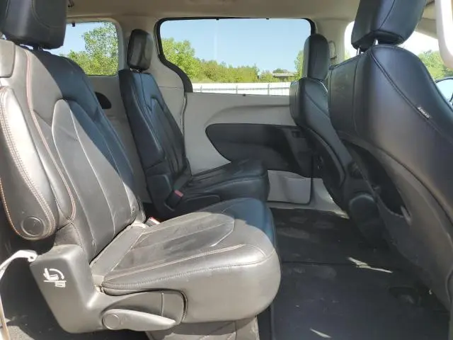 2017 CHRYSLER PACIFICA TOURING L  