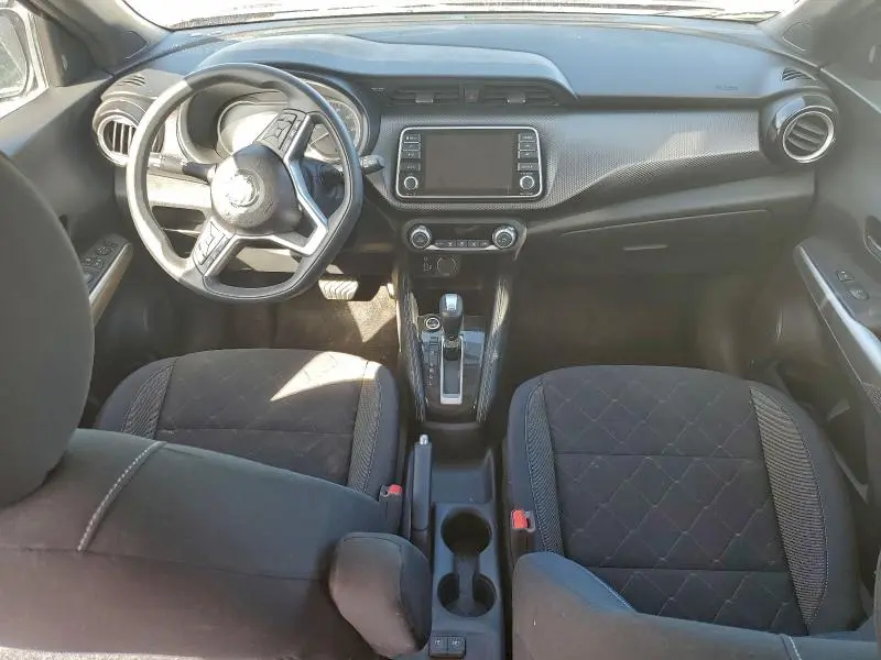 2018 NISSAN KICKS S  
