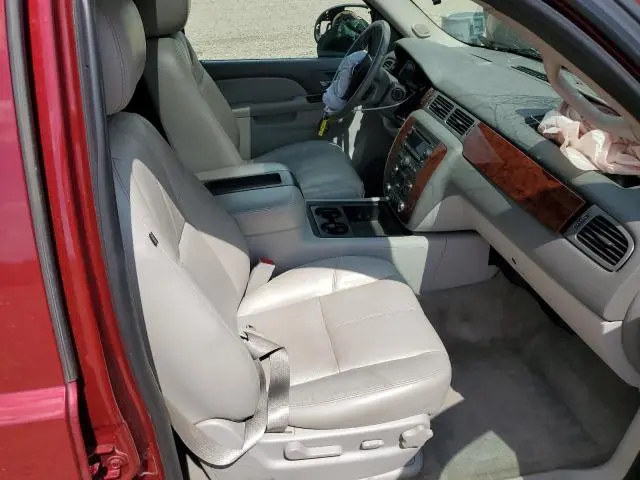 2010 CHEVROLET SUBURBAN K1500 LT  