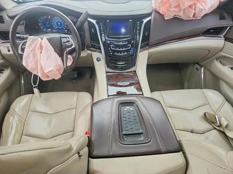 2017 CADILLAC ESCALADE PREMIUM LUXURY  
