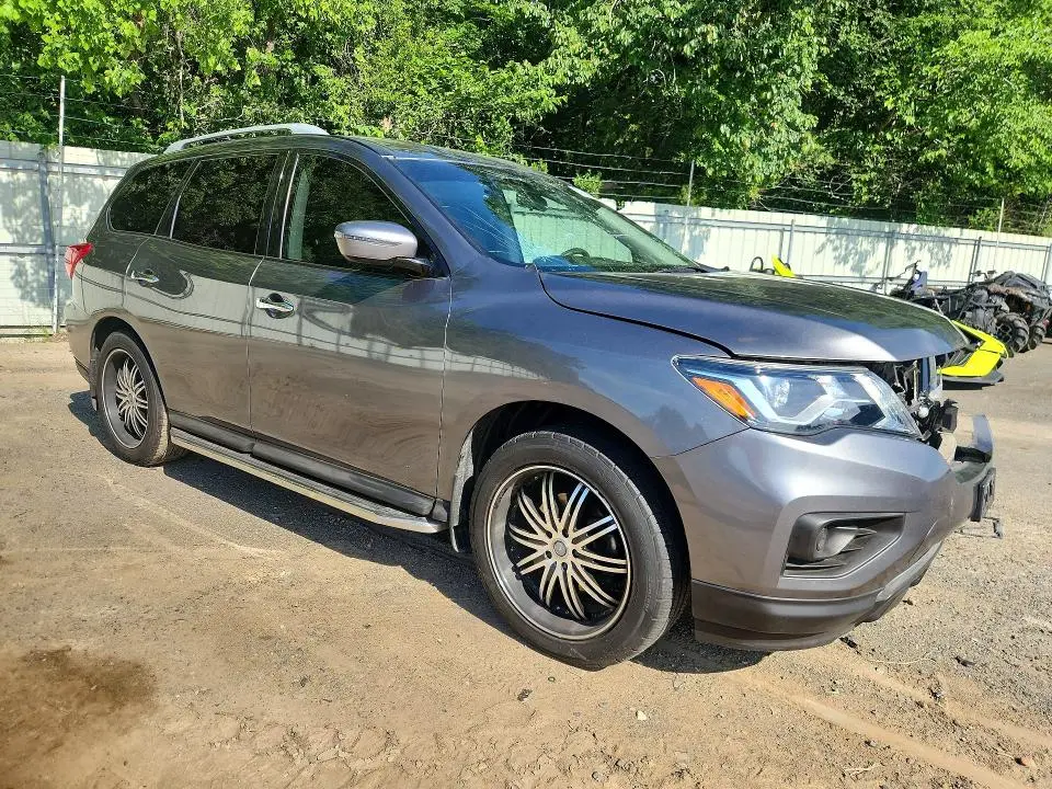 2017 NISSAN PATHFINDER S  