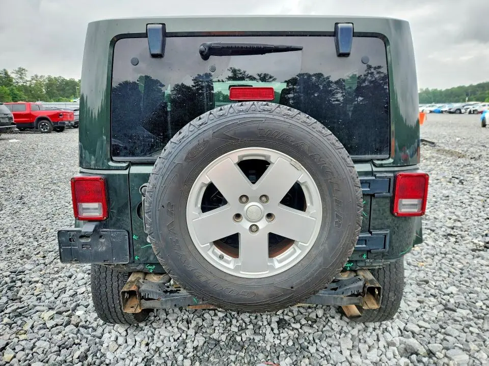 2011 JEEP WRANGLER SAHARA  