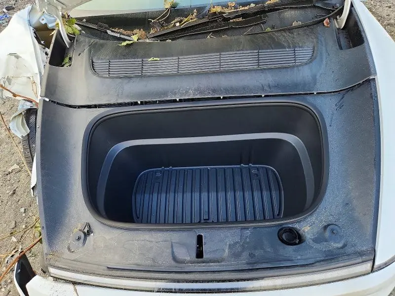 2026 TESLA MODEL Y   