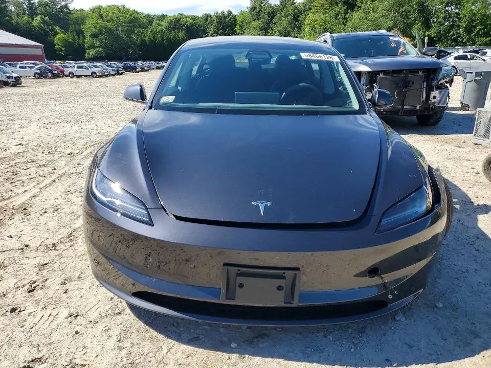 2025 TESLA MODEL 3   