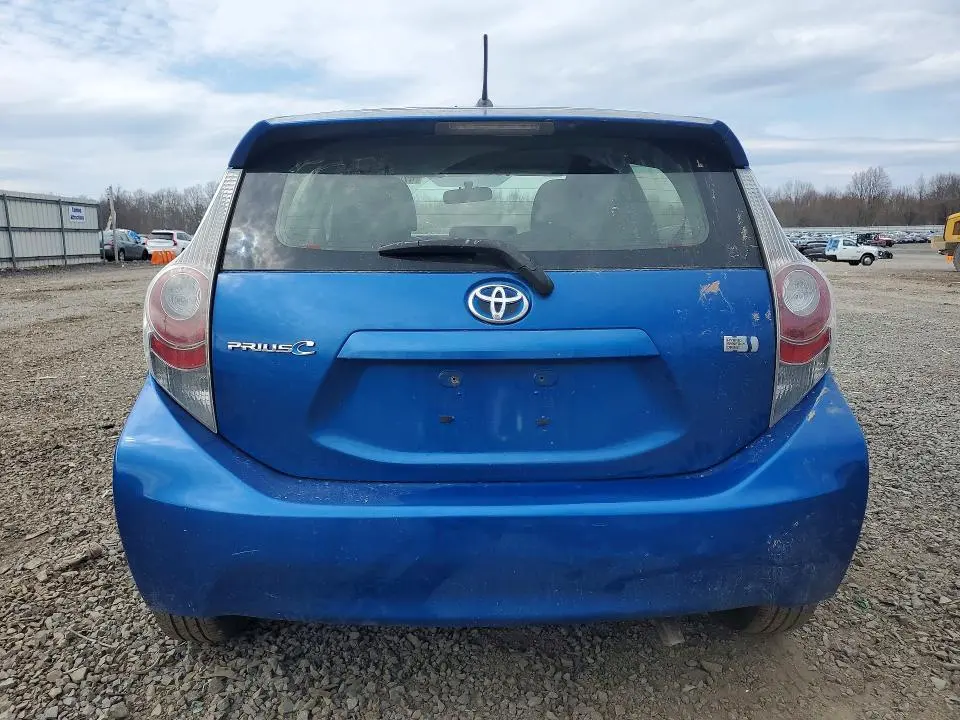 2013 TOYOTA PRIUS C TWO  