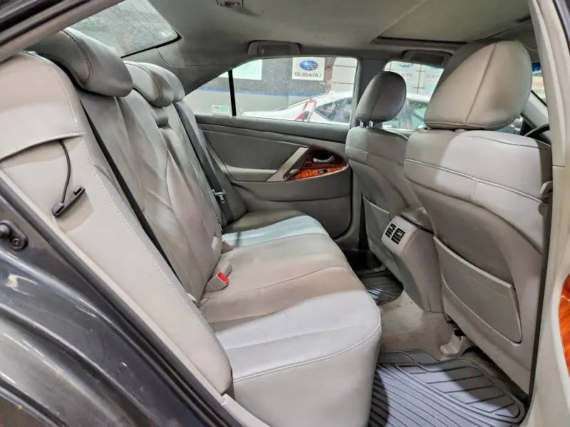 2011 TOYOTA CAMRY HYBRID  