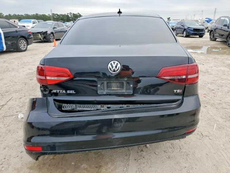 2016 VOLKSWAGEN JETTA SEL  