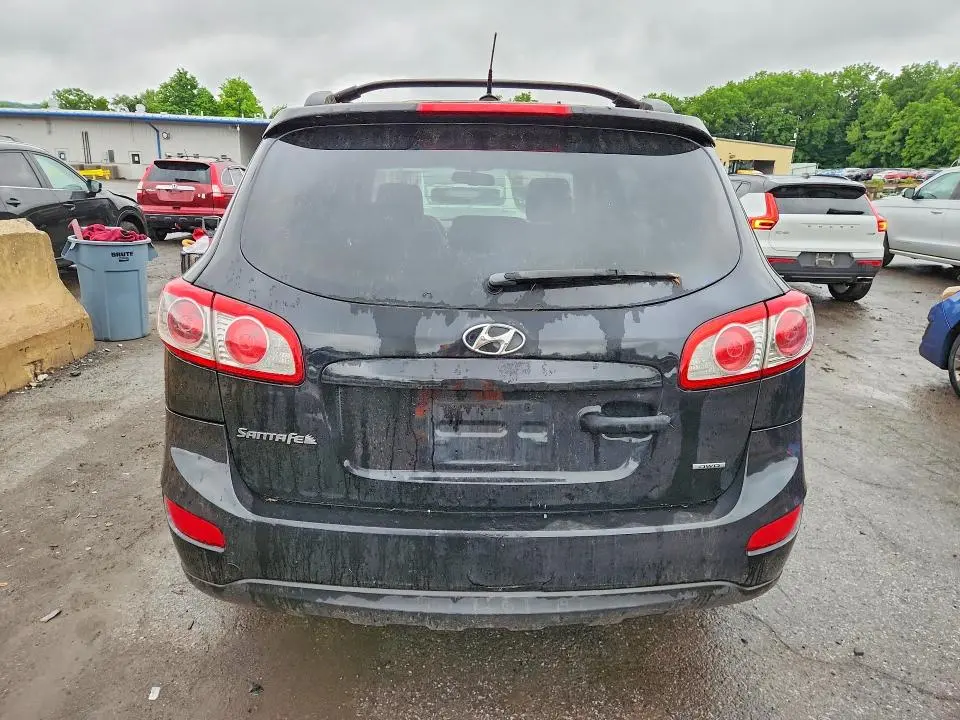 2012 HYUNDAI SANTA FE SE  