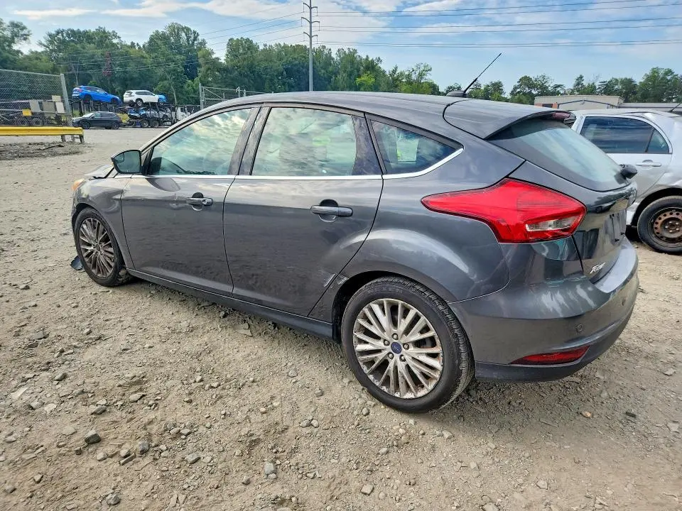 2016 FORD FOCUS TITANIUM  