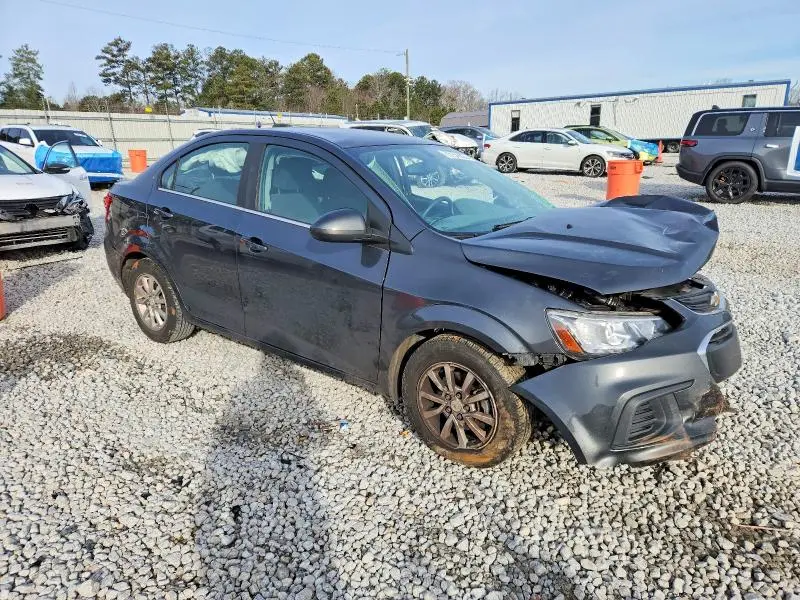 2019 CHEVROLET SONIC LT  