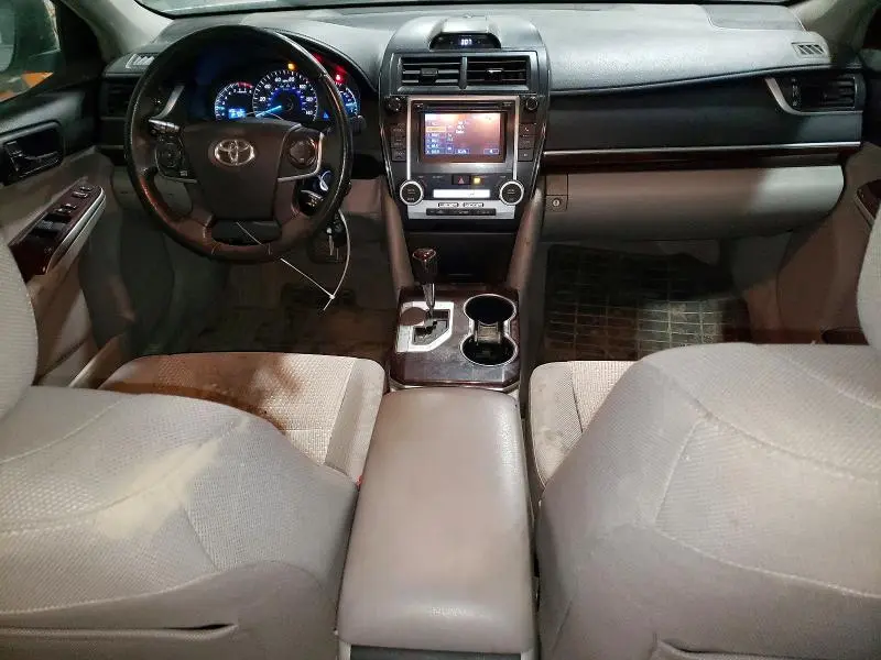 2012 TOYOTA CAMRY XLE  
