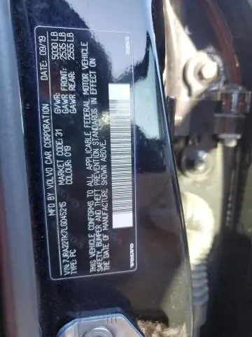 2020 VOLVO S60 T6 MOMENTUM  