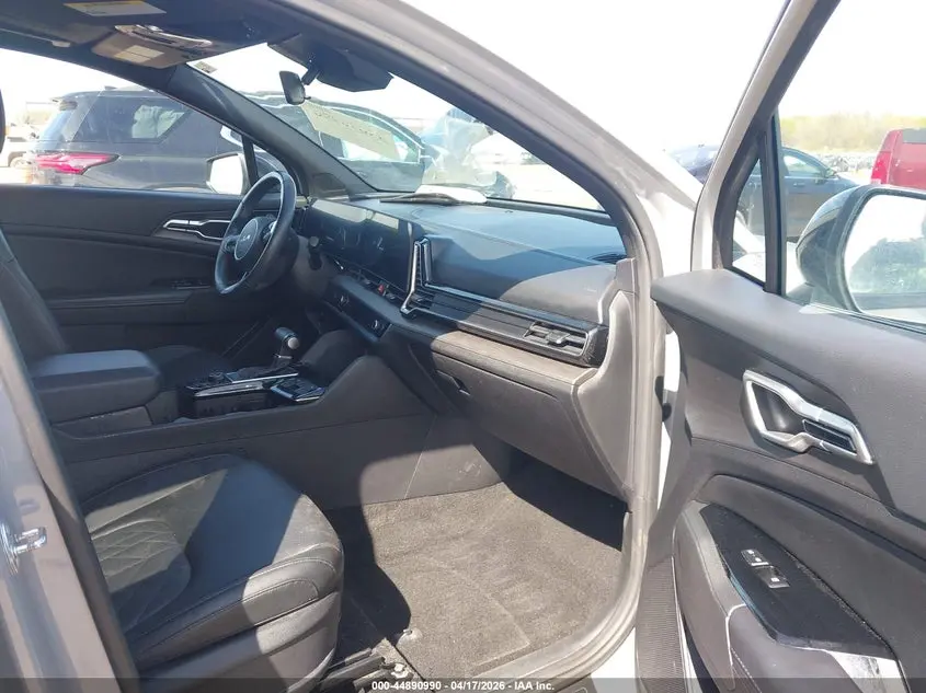 2024 KIA SPORTAGE X-LINE