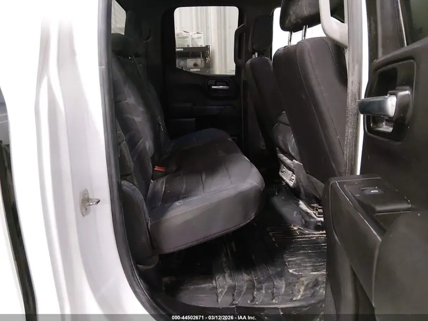 2024 CHEVROLET SILVERADO 1500 4WD  STANDARD BED WT
