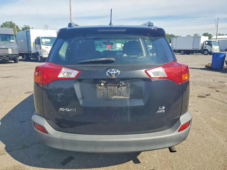 2013 TOYOTA RAV4 LE  