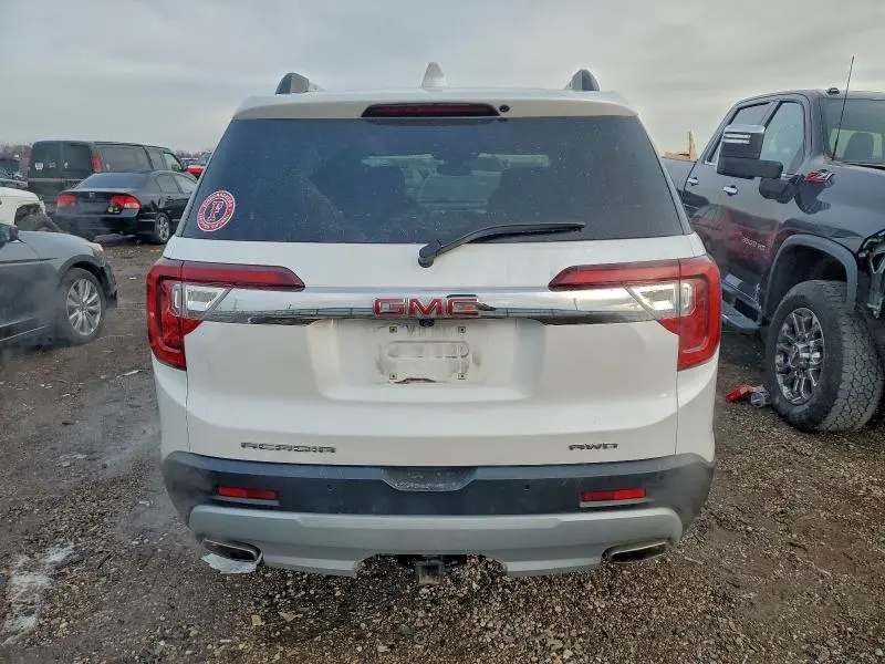 2021 GMC ACADIA SLT  