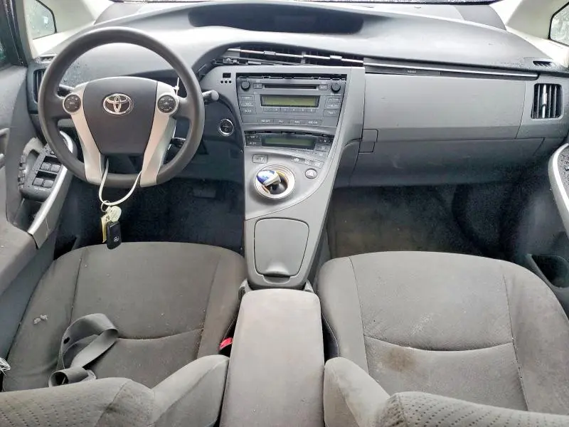2010 TOYOTA PRIUS II  