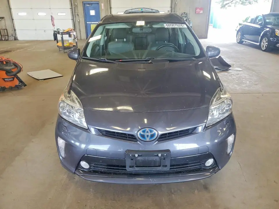 2015 TOYOTA PRIUS FIVE  