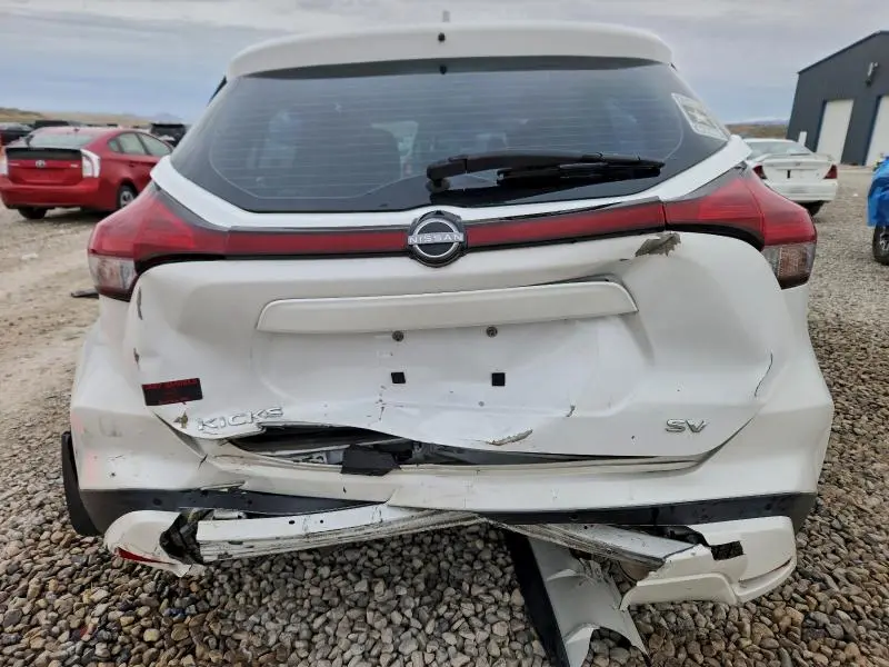 2023 NISSAN KICKS SV  
