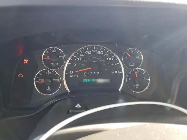 2025 GMC SAVANA G3500 LT  