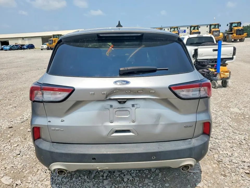 2022 FORD ESCAPE SEL  