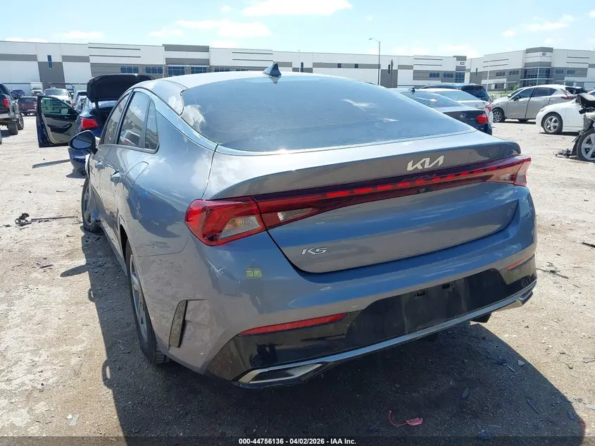 2022 KIA K5 LXS