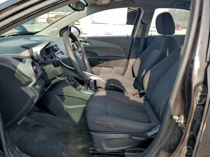 2016 CHEVROLET SONIC LT  