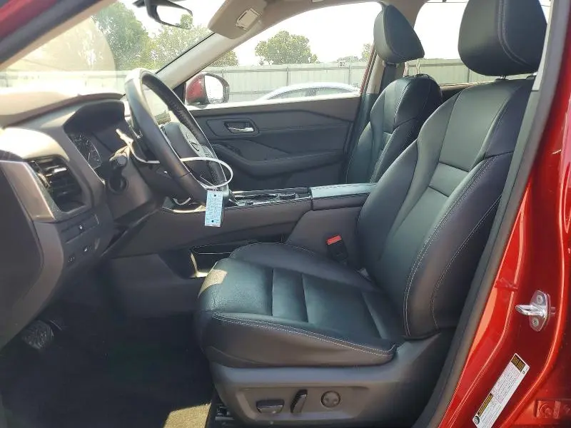 2022 NISSAN ROGUE SL  
