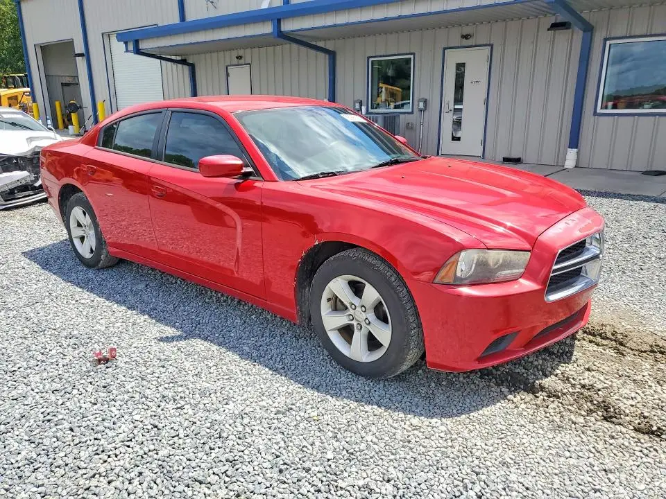 2013 DODGE CHARGER SE  